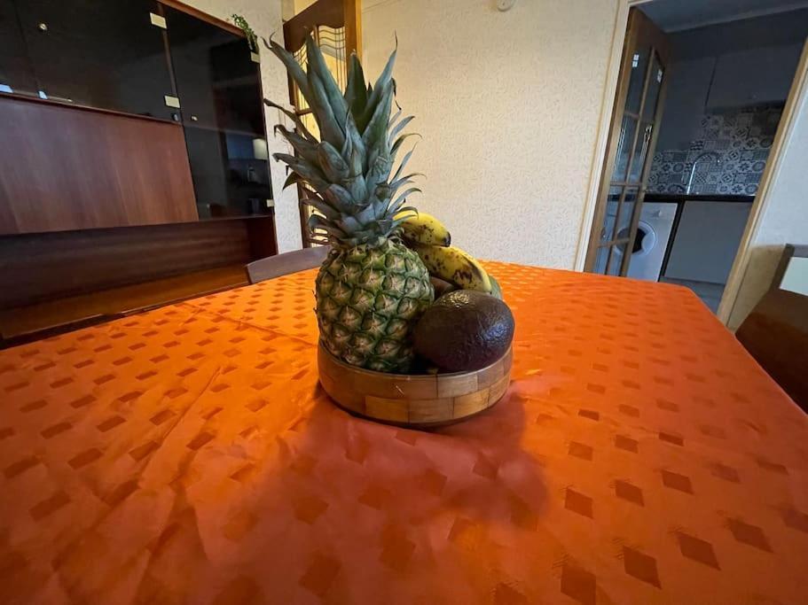 West End Hidden Gem - Modern 2-Bedroom Apartment With Residents Patio غلاسغو المظهر الخارجي الصورة